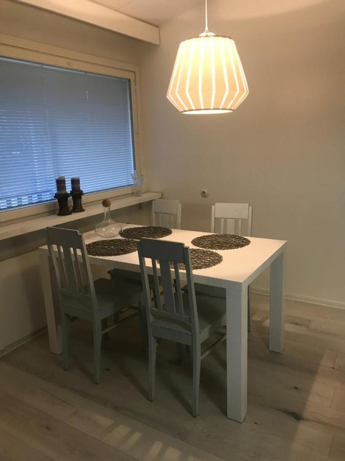 Tyylikaes Rivitaloasunto Lohjalla Eksteriør bilde